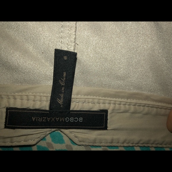 Shorts - Picture 3 of 3